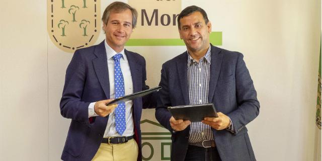 El Ayuntamiento firma un convenio para el soterramiento de la línea de alta tensión en Valenoso y Olivar de Mirabal El Ayuntamiento firma un convenio para el soterramiento de la línea de alta tensión en Valenoso y Olivar de Mirabal