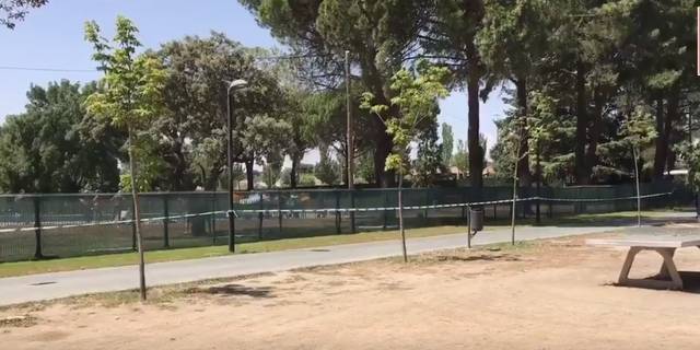 Un hombre muere en la piscina municipal de Boadilla tras un problema de corazón Un hombre muere en la piscina municipal de Boadilla tras un problema de corazón