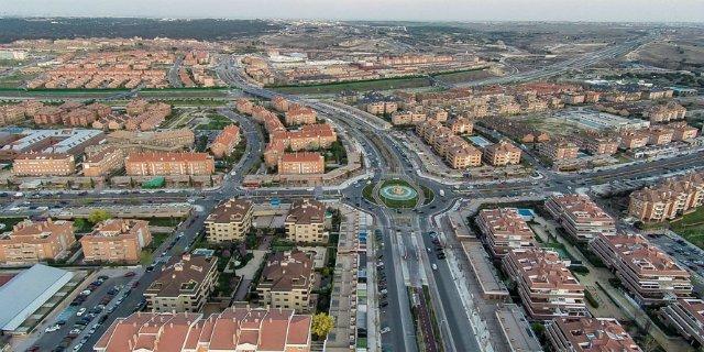 La tasa de paro en Boadilla se sitúa en el 4,4% tras un nuevo descenso en septiembre La tasa de paro en Boadilla se sitúa en el 4,4% tras un nuevo descenso en septiembre