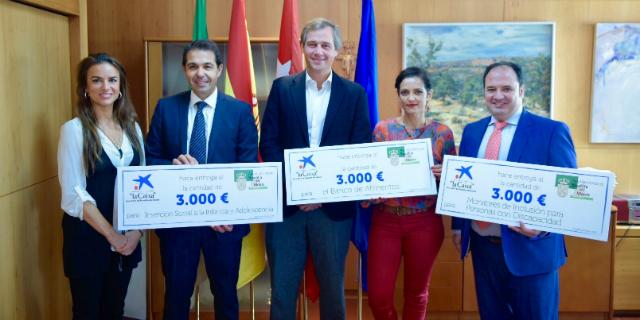 Caixabank participará con 9.000 euros en los proyectos de acción social de Boadilla