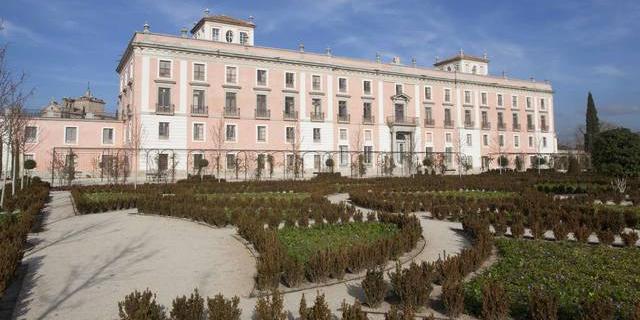 El Ayuntamiento acometerá la restauración del estanque y la noria del palacio del Infante Don Luis 