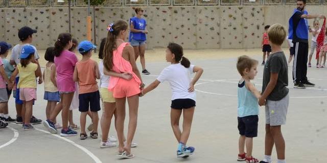 Becados 31 menores en los campamentos de verano de Boadilla del Monte Becados 31 menores en los campamentos de verano de Boadilla del Monte