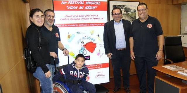 La Peña Atlética de Boadilla organiza un festival benéfico a favor de Juan, afectado por el síndrome CDG