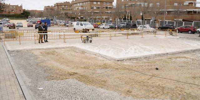 El Ayuntamiento de Boadilla ampliará el aparcamiento de la calle Secundino Zuazo El Ayuntamiento de Boadilla ampliará el aparcamiento de la calle Secundino Zuazo