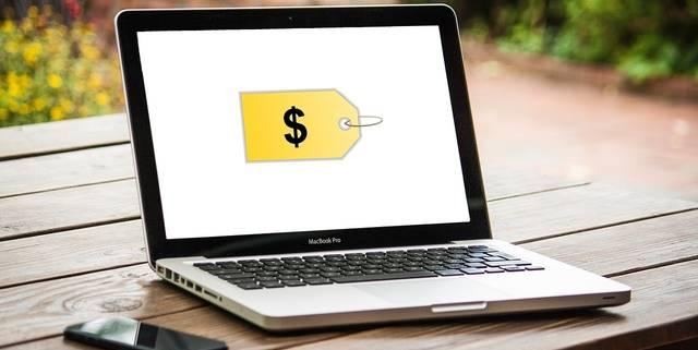 Los comercios en la época de internet Los comercios en la época de internet