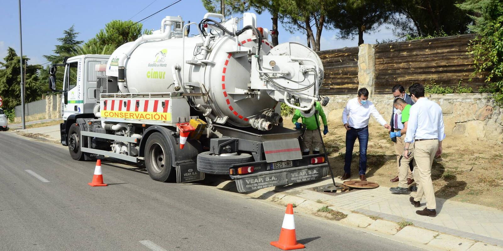 Boadilla acomete la limpieza del alcantarillado de las urbanizaciones históricas