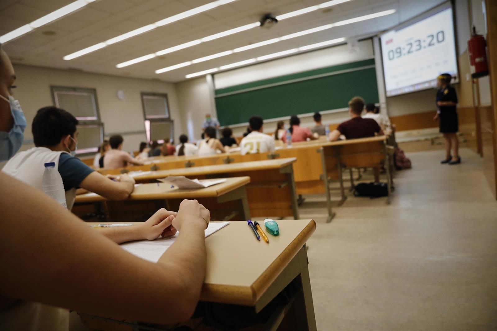 Ciudadanos pide instalar equipos de higienización de aire en los centros educativos