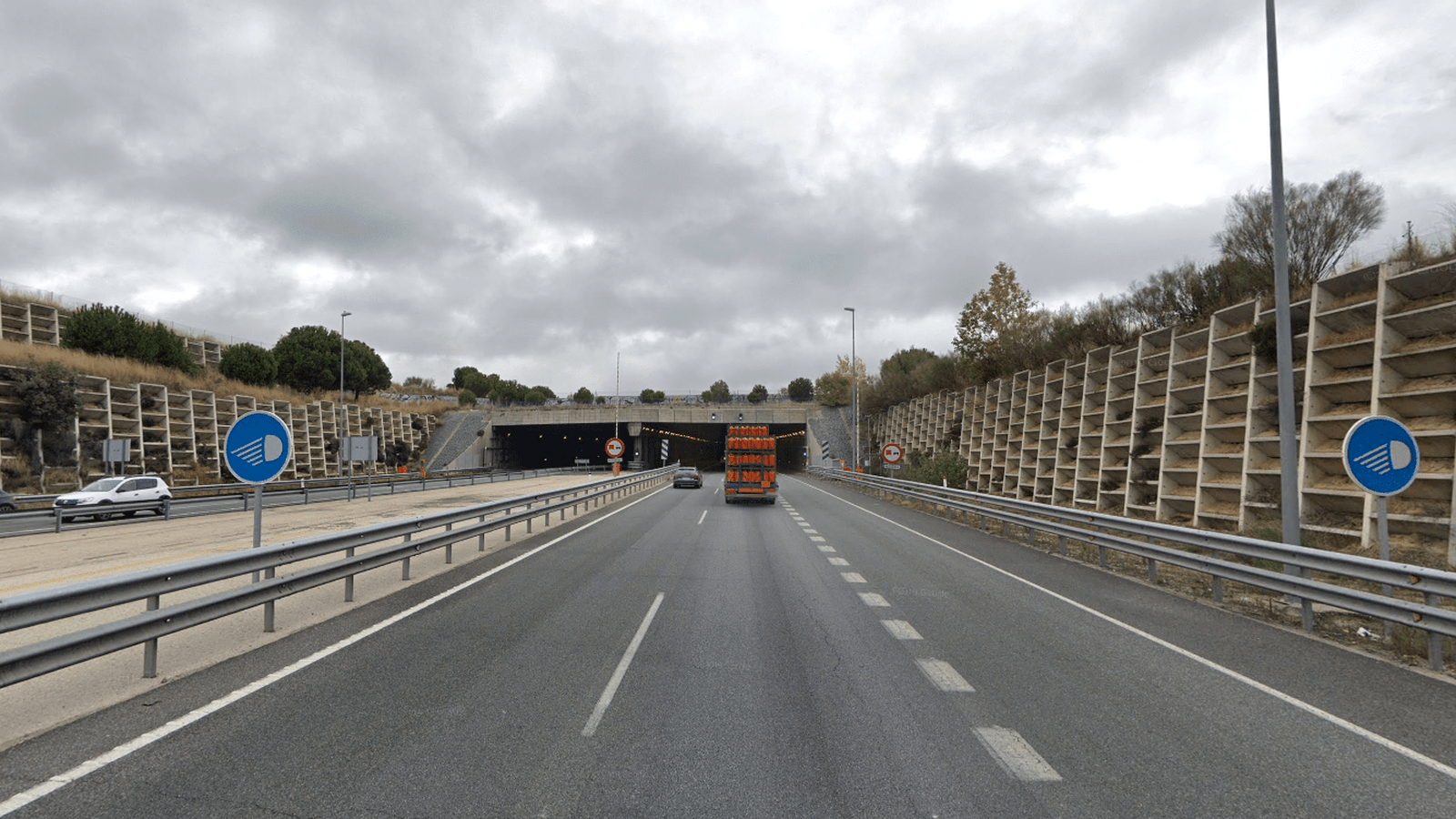 El Ministerio de Transportes no planea realizar el tercer carril de la M-50 en Boadilla