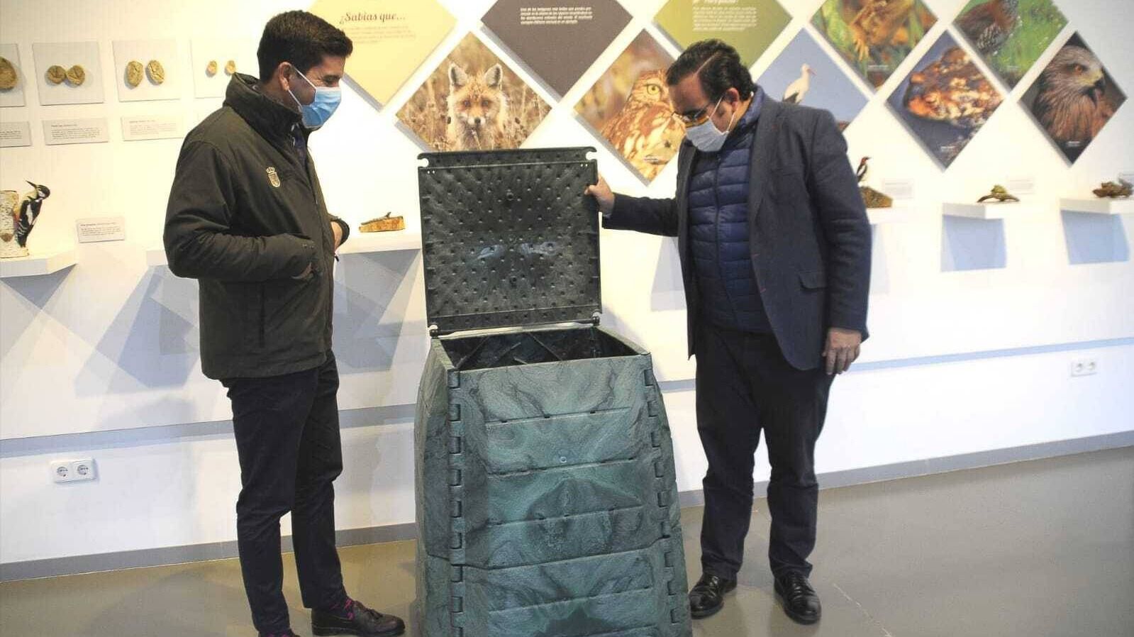 El Ayuntamiento de Boadilla ofrece compostadoras a vecinos y comunidades El Ayuntamiento de Boadilla ofrece compostadoras a vecinos y comunidades