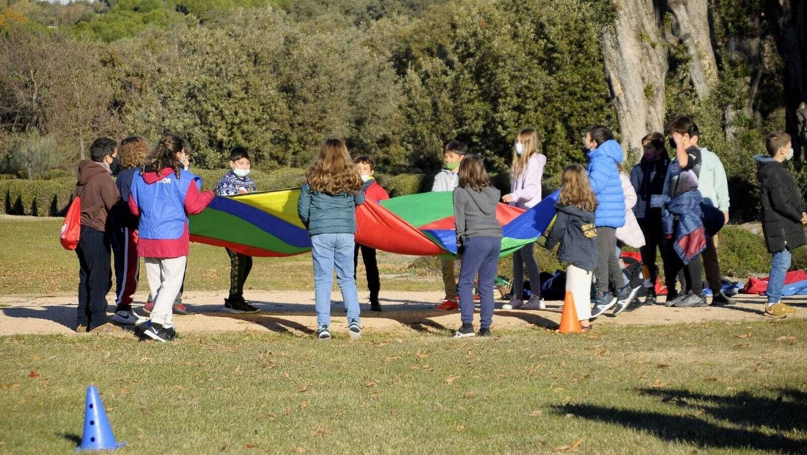 400 escolares de Boadilla se meten en la piel de las personas con diversidad funcional