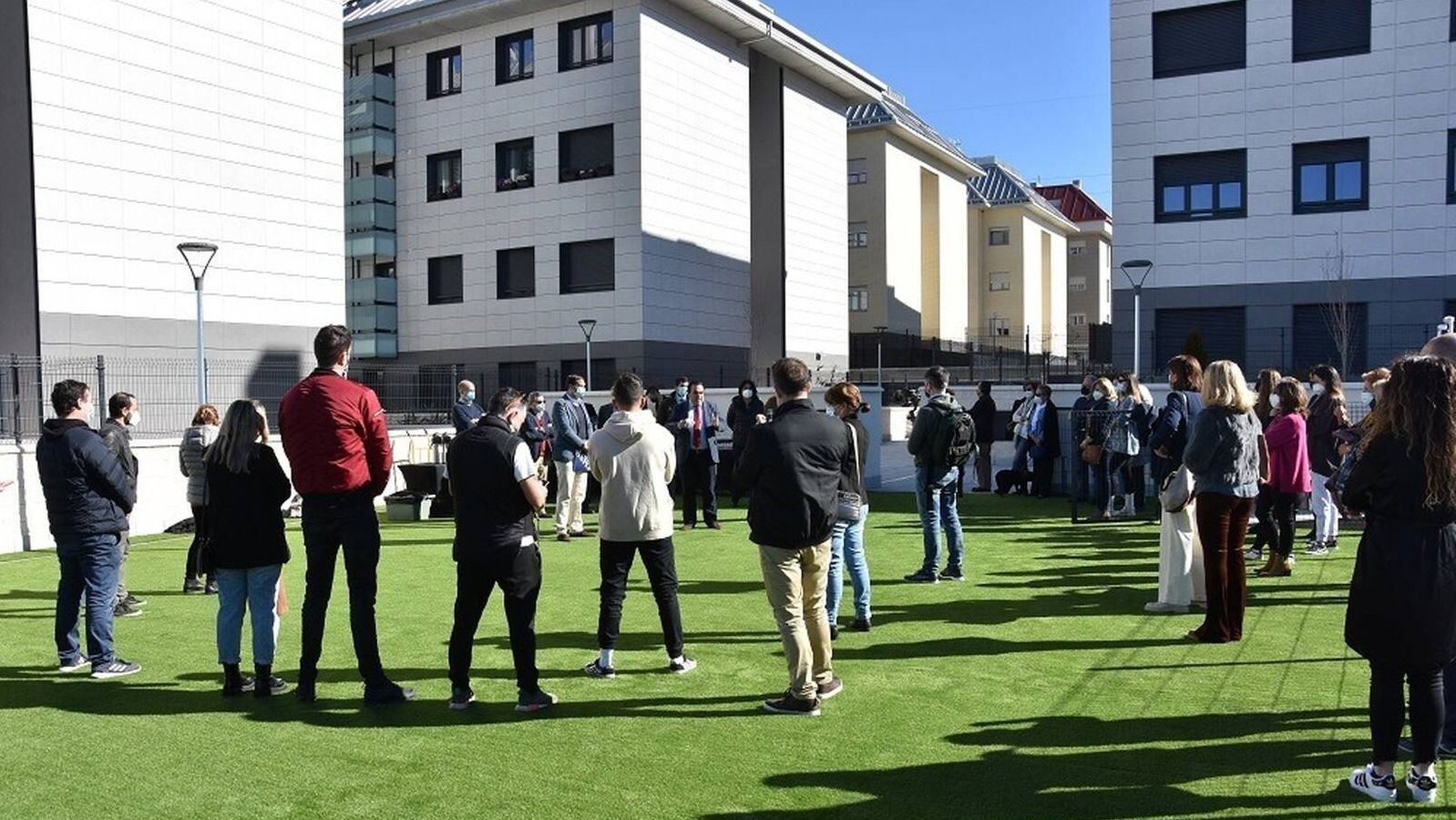 Boadilla recibe a los nuevos vecinos de las viviendas públicas de Valenoso Boadilla recibe a los nuevos vecinos de las viviendas públicas de Valenoso