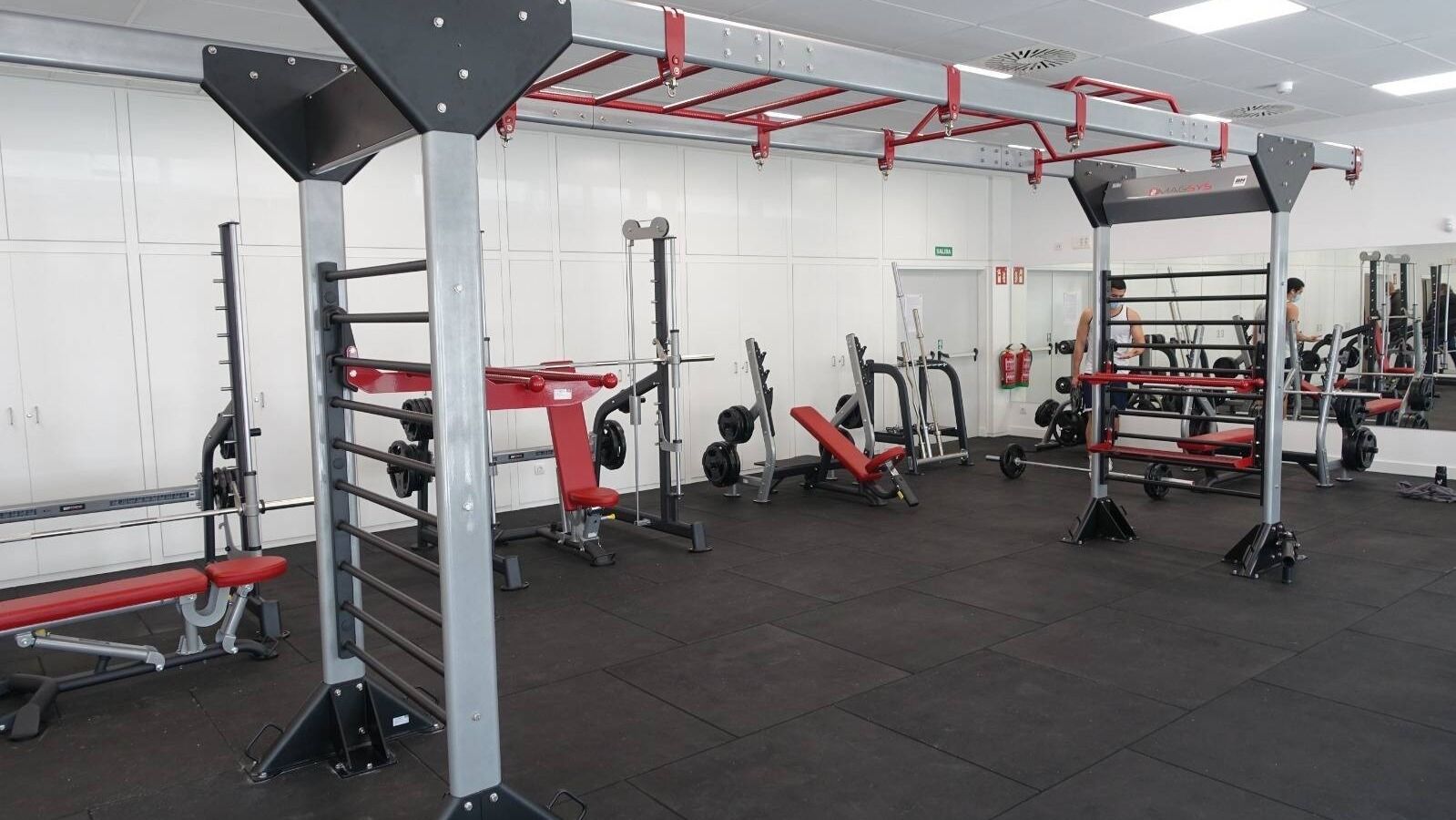 El Complejo Deportivo Condesa de Chinchón de Boadilla estrena zona de gimnasio con actividades dirigidas El Complejo Deportivo Condesa de Chinchón de Boadilla estrena zona de gimnasio con actividades dirigidas