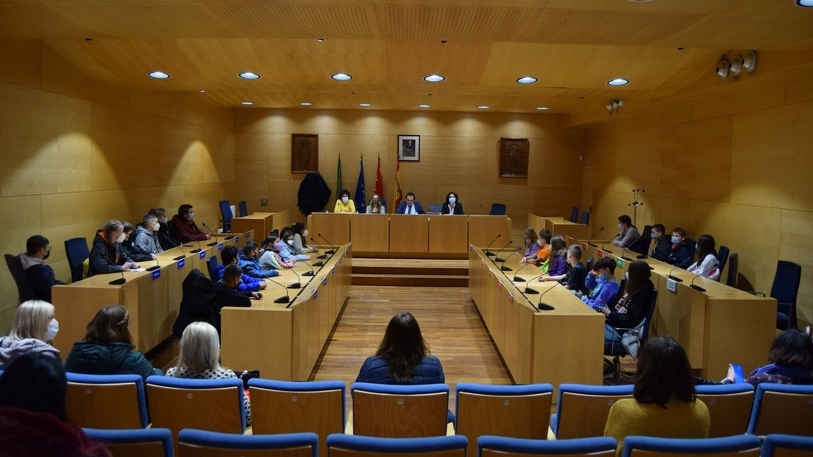 Boadilla da la bienvenida a 40 estudiantes internacionales de 6º de primaria