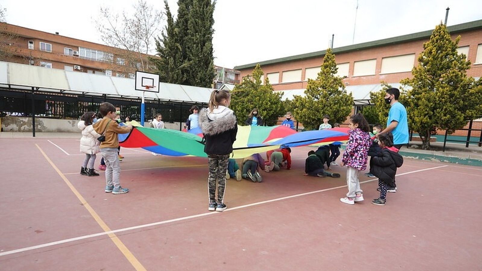 Más de cien niños participaron en los Días sin Cole de Boadilla