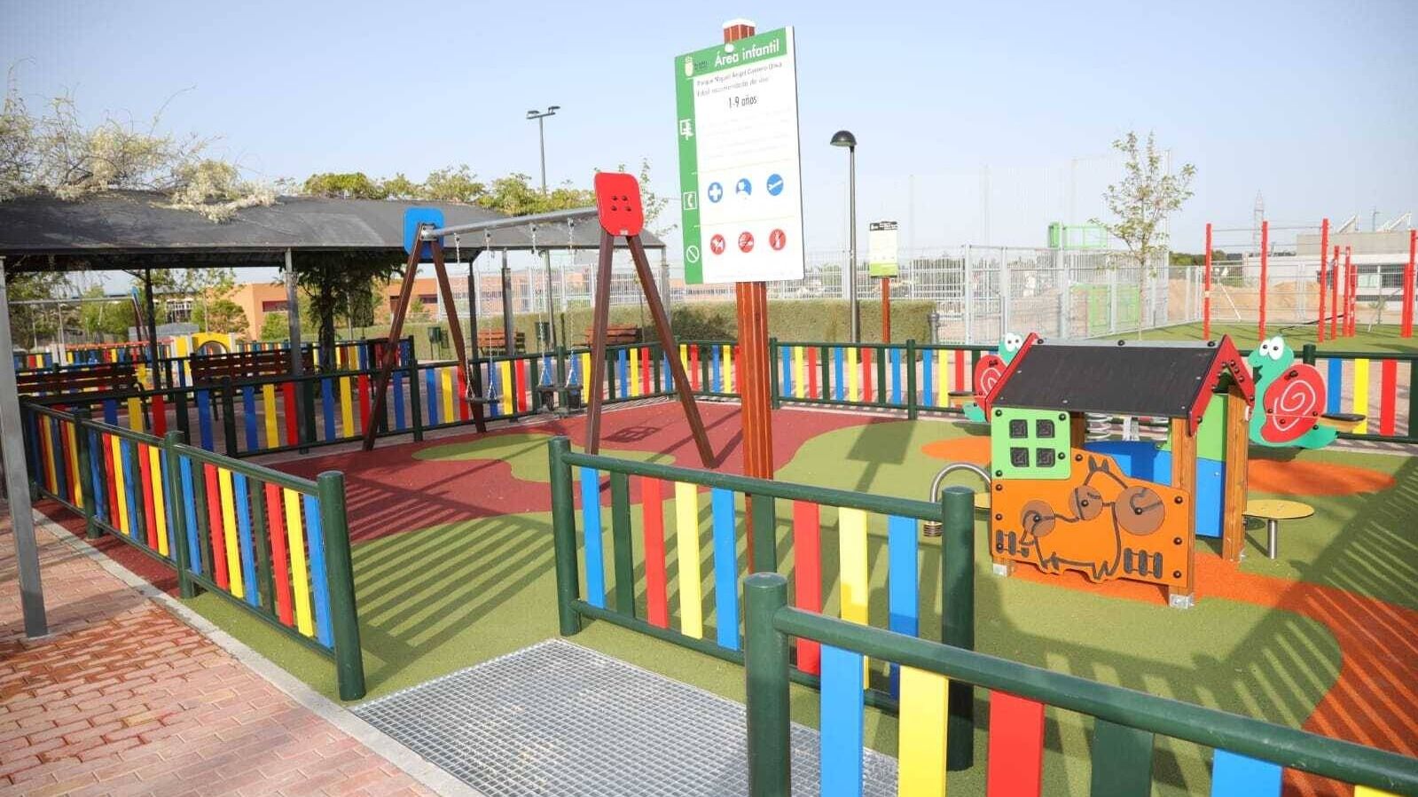 El parque Miguel Ángel Cantero Oliva de Boadilla se renueva tras una inversión de más de 200.000 euros El parque Miguel Ángel Cantero Oliva de Boadilla se renueva tras una inversión de más de 200.000 euros