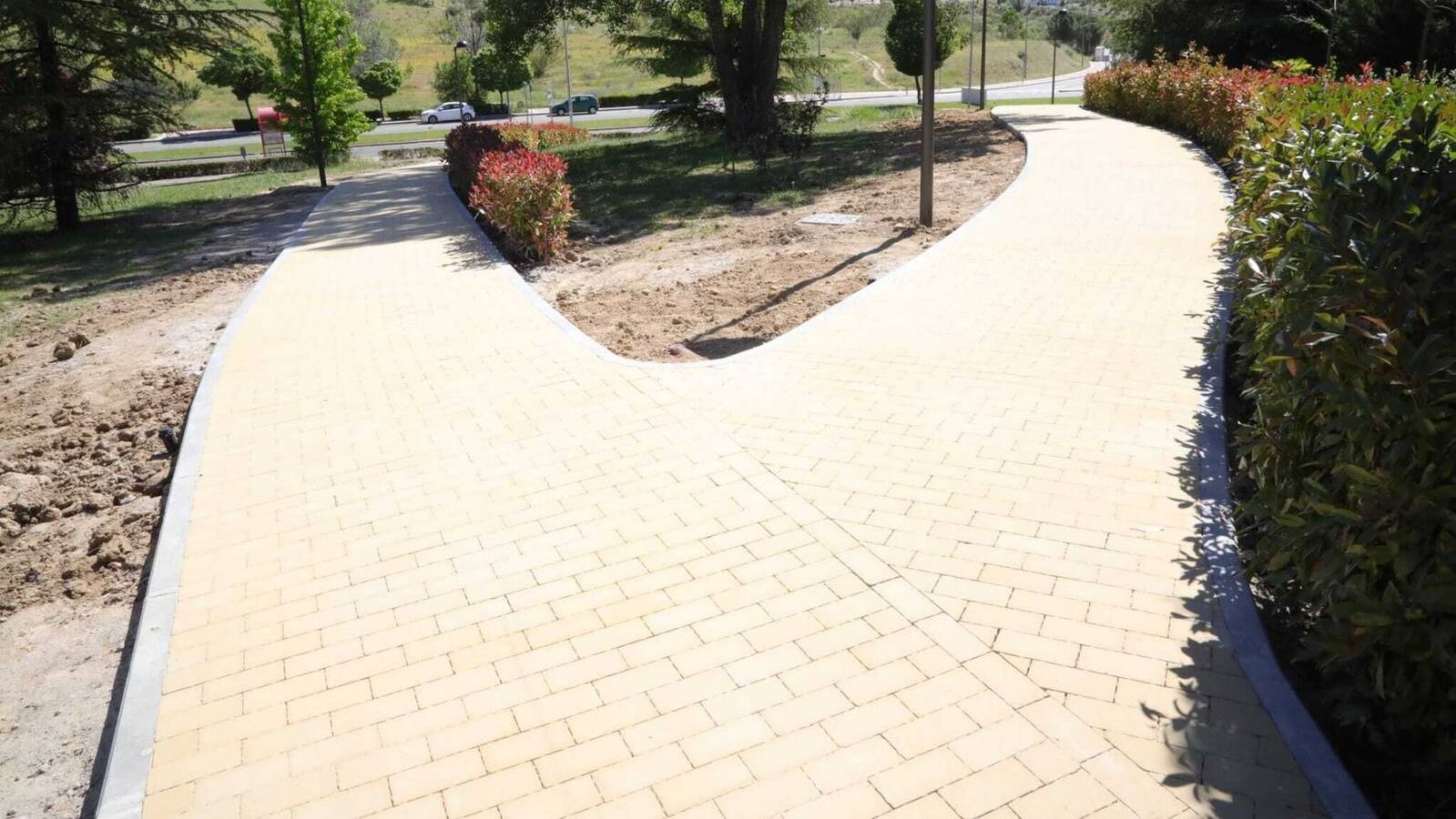 Nueva senda peatonal entre las calles Francisco Grande Covián y Miguel Ángel Cantero Oliva Nueva senda peatonal entre las calles Francisco Grande Covián y Miguel Ángel Cantero Oliva