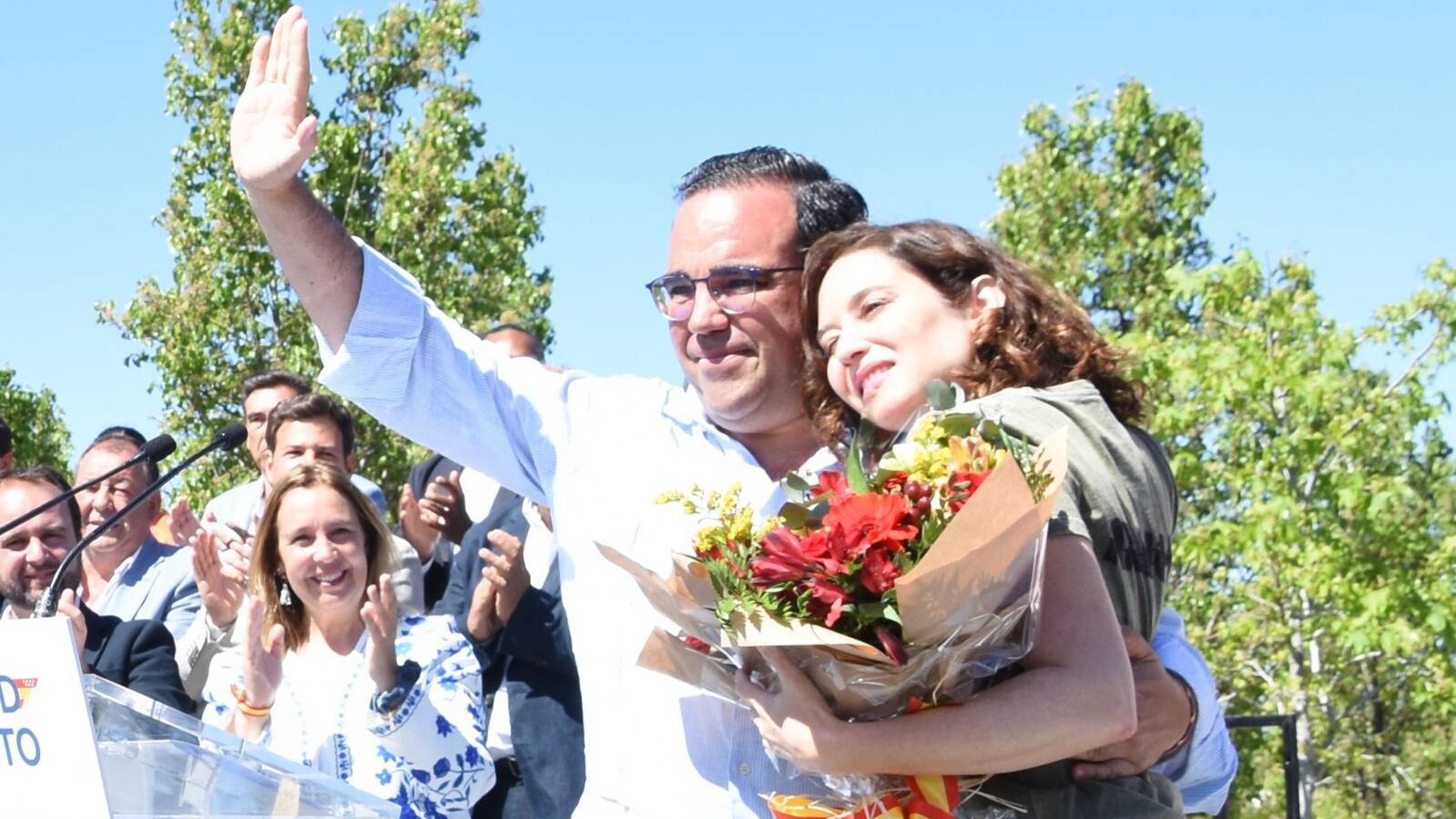 Ayuso presenta en Boadilla del Monte a los 42 candidatos del PP del oeste de la región con Javier Úbeda de anfitrión