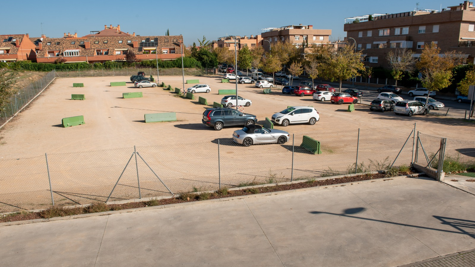 Licitado el proyecto de adecuación del aparcamiento terrizo ubicado junto al centro de salud de Gutiérrez Soto Licitado el proyecto de adecuación del aparcamiento terrizo ubicado junto al centro de salud de Gutiérrez Soto