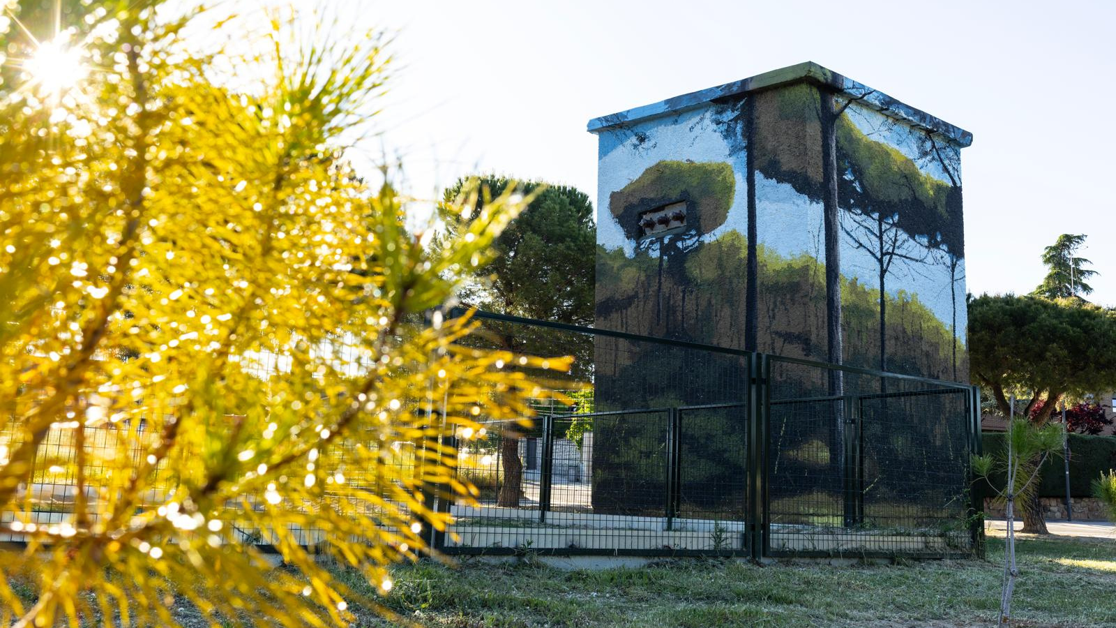Boadilla del Monte continúa con la integración paisajística de centros de transformación Boadilla del Monte continúa con la integración paisajística de centros de transformación