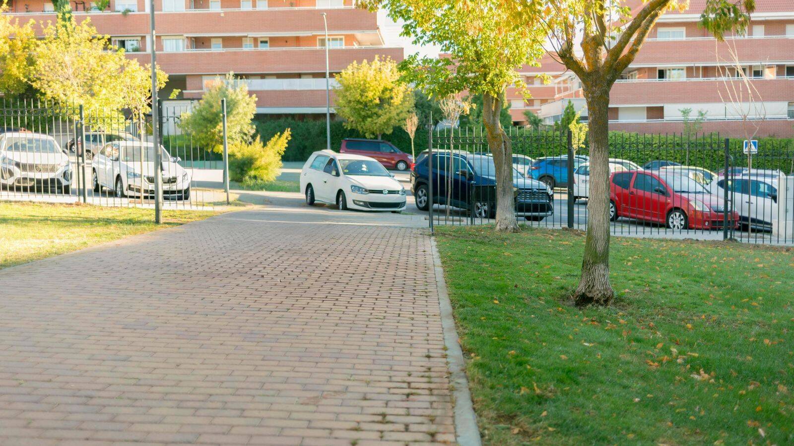 Boadilla invierte 30.000 euros en el vallado nocturno del parque Azorín