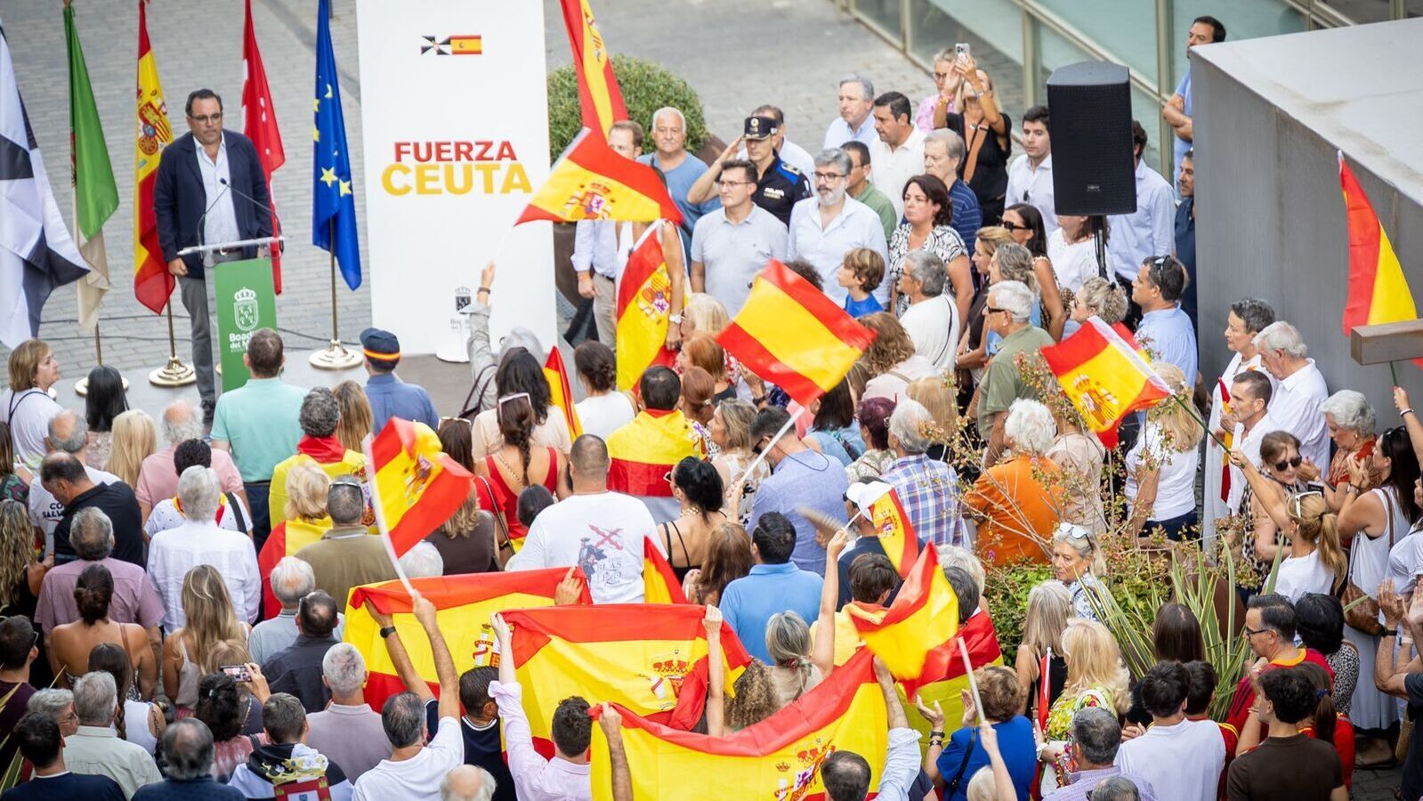 Miles de vecinos de Boadilla se movilizan en apoyo a Ceuta Miles de vecinos de Boadilla se movilizan en apoyo a Ceuta