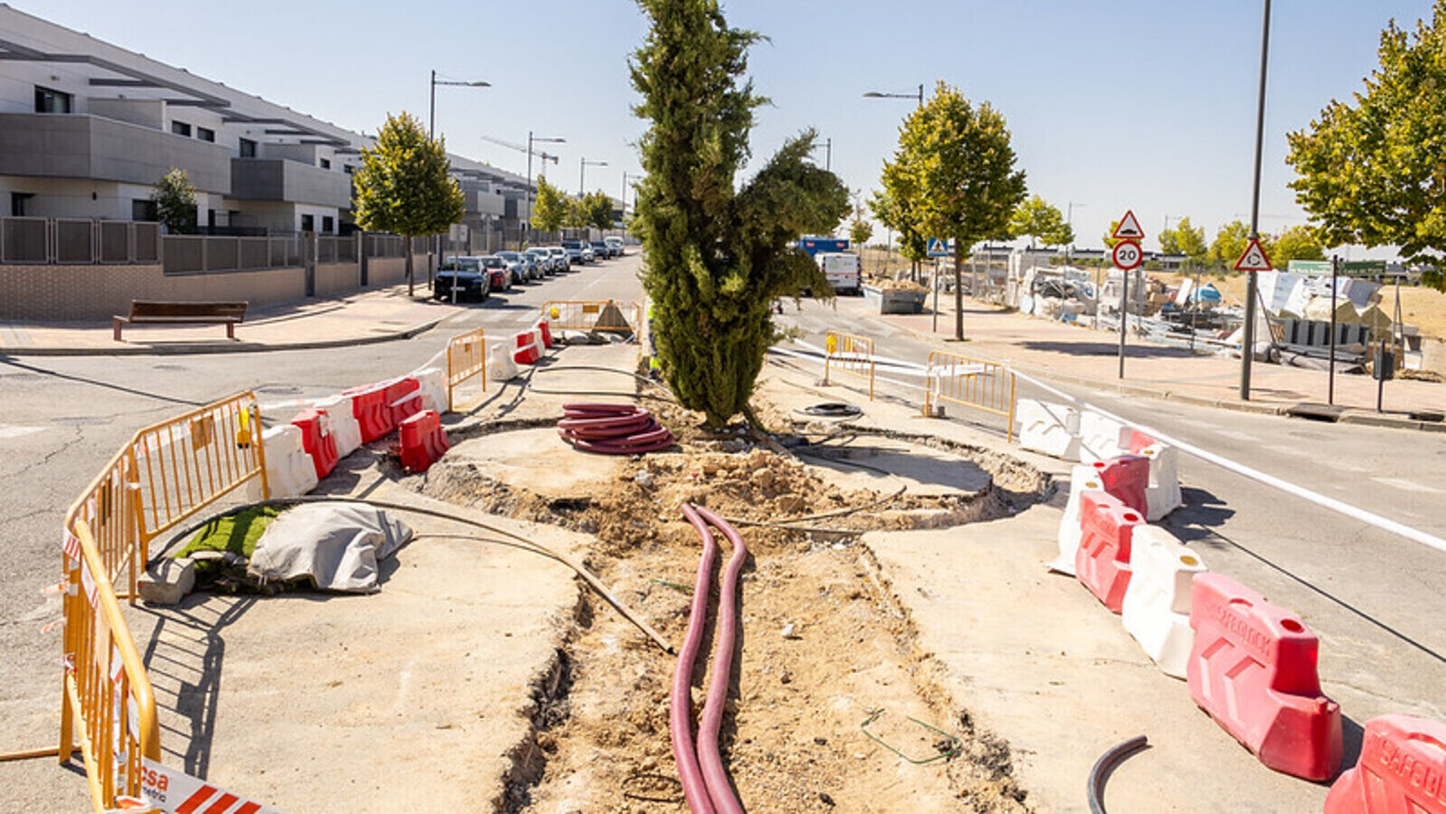 Boadilla inicia las obras de dos rotondas en Monte Romanillos Boadilla inicia las obras de dos rotondas en Monte Romanillos