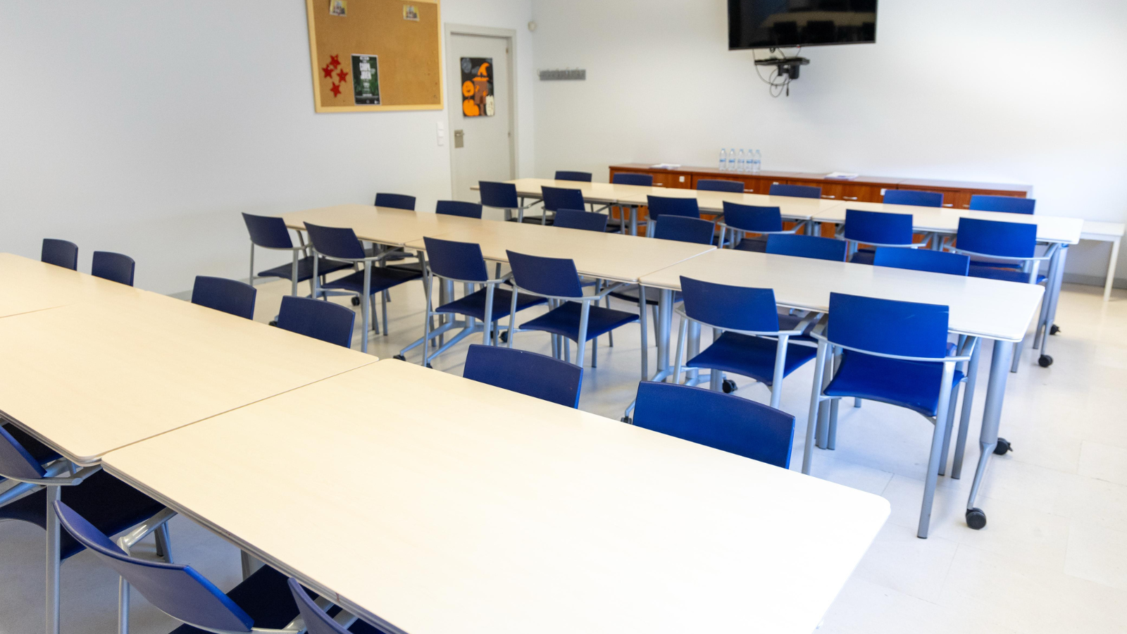 Abierta una sala de estudio en la Casa de la Juventud hasta el 1 de marzo Abierta una sala de estudio en la Casa de la Juventud hasta el 1 de marzo