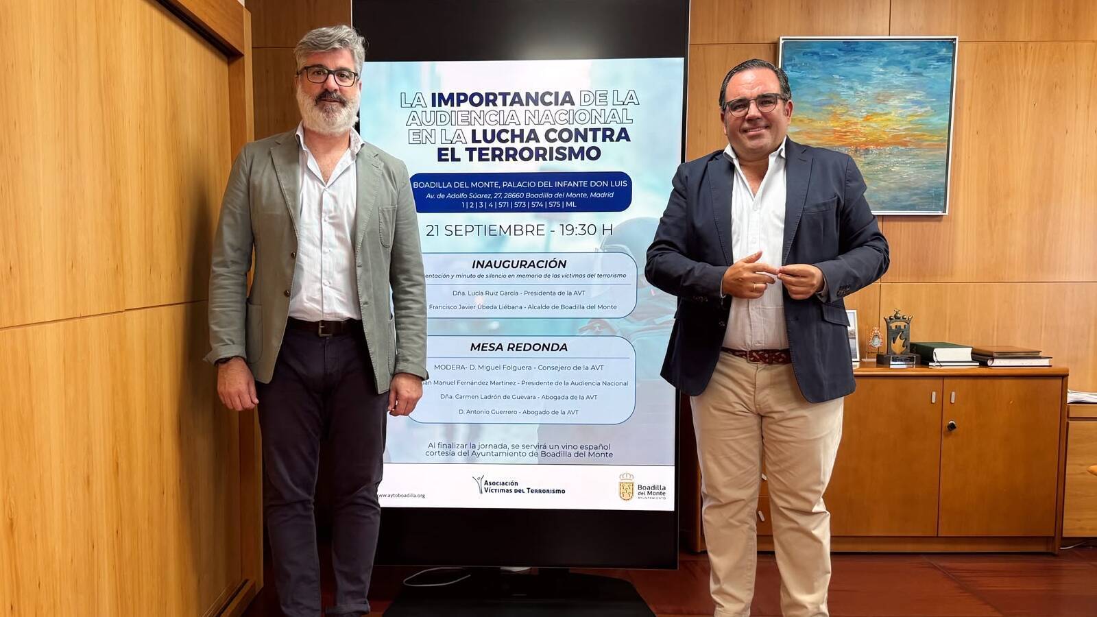 Boadilla aborda la lucha contra el terrorismo junto a la AVT