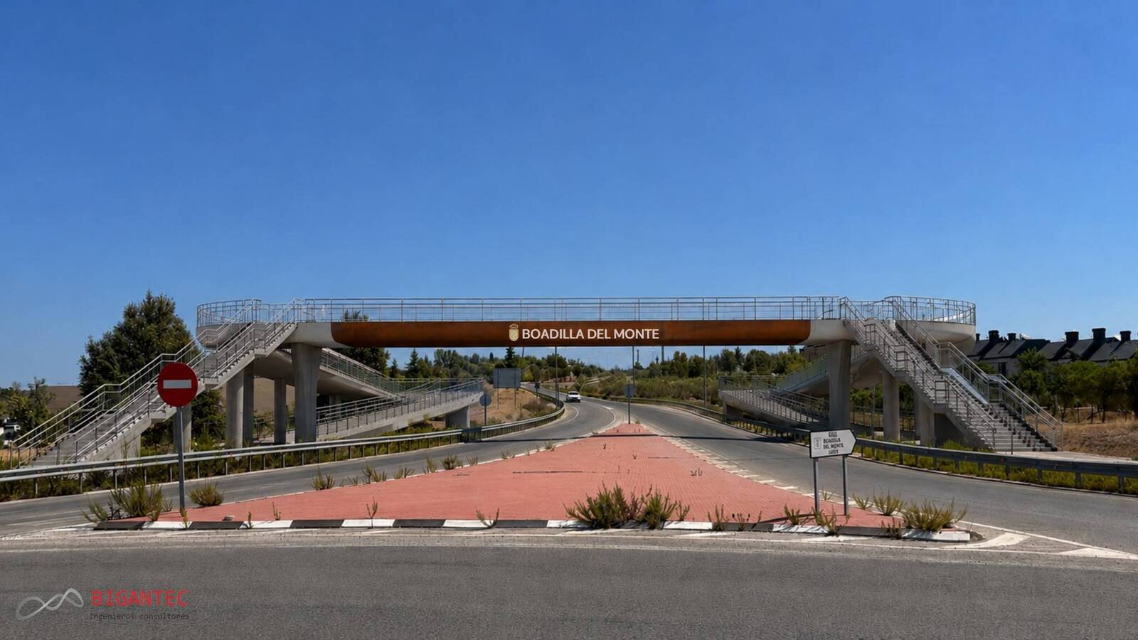 Boadilla inicia una nueva pasarela peatonal sobre la M-513