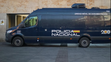 boadilla-del-monte-amplia-los-tramites-de-la-unidad-movil-de-la-policia-nacional