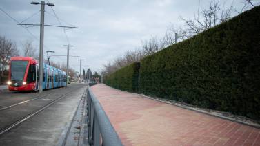 boadilla-concluye-el-nuevo-acerado-de-la-carretera-de-villaviciosa-para-mejorar-la-accesibilidad-al-recinto-ferial