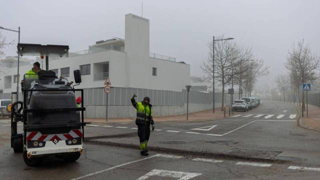 el-ayuntamiento-de-boadilla-realiza-semanalmente-trabajos-de-reparacion-de-baches-en-el-municipio