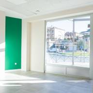 Boadilla saca a subasta dos locales comerciales en Isabel de Farnesio con alquiler desde 1.058 euros