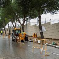 Comienzan las obras de acerado en la calle Río Jarama para mejorar la accesibilidad en el entorno escolar