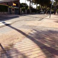 Boadilla mejora la accesibilidad en la calle Río Jarama con nuevo acerado