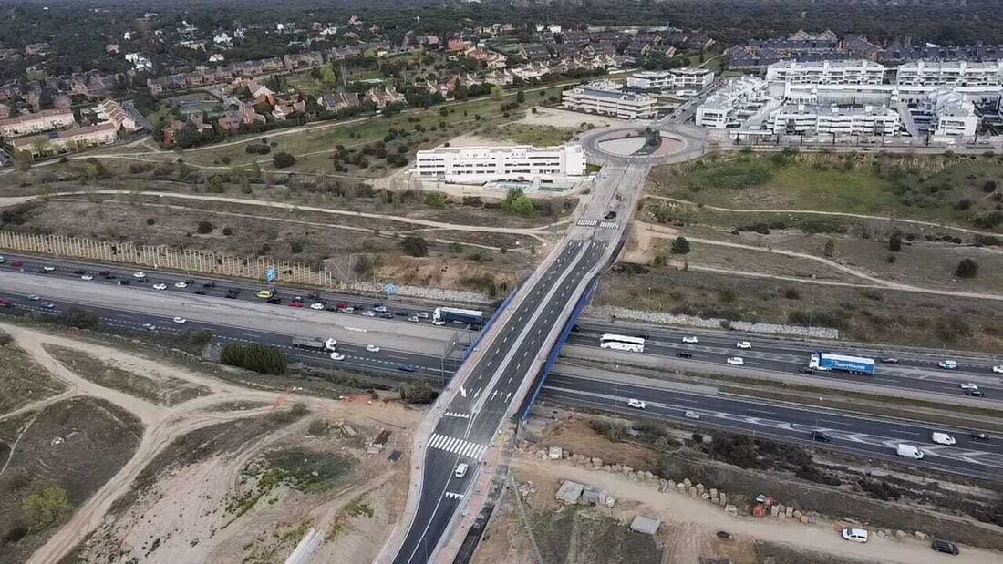 Boadilla nombra avenida de los Tercios de la Legión Española a la nueva vía de conexión entre Viñas Viejas y El Encinar