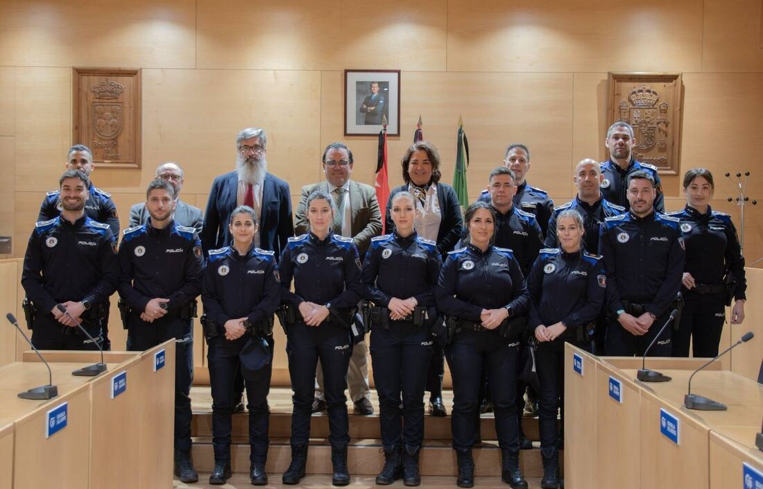 Se incorporan a la plantilla de la Policía Local 12 agentes tras finalizar su periodo de prácticas
